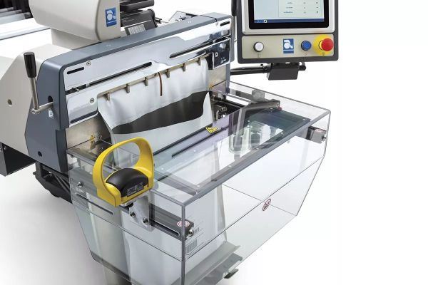 AB650